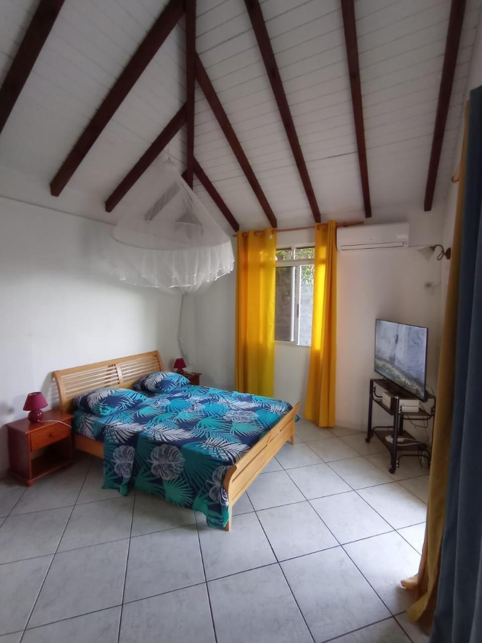 L'Escapade Naturelle ปวงต์-นัวร์ ภายนอก รูปภาพ