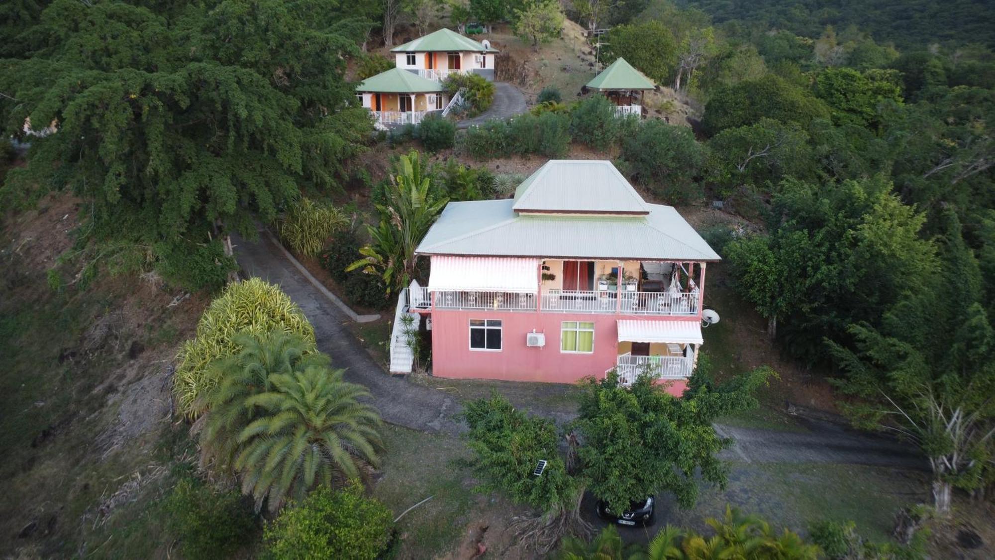 L'Escapade Naturelle ปวงต์-นัวร์ ภายนอก รูปภาพ